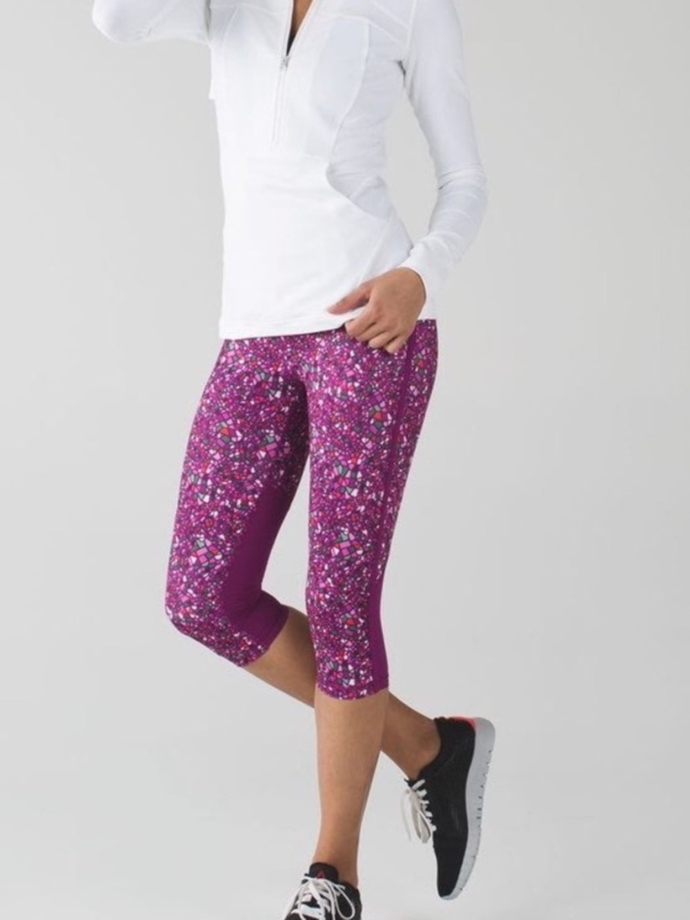 Lululemon Real Quick Crop Paradise Camo Multi / Regal Plum Capri Leggings